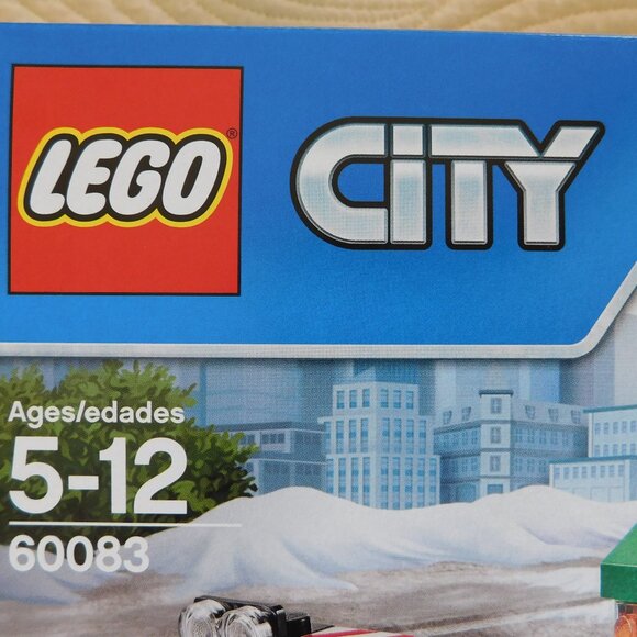 Lego City Snowplow Truck building set 60083 w/ detachable blade 196 pieces NISB - Picture 4 of 16